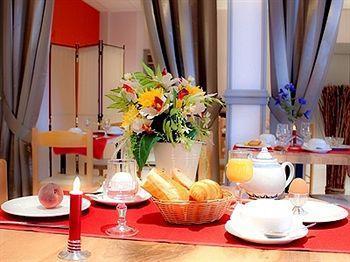 Hostellerie Du Cantal Murat  Buitenkant foto
